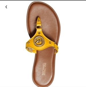 NIB Michael Kors size 9 yellow sandals